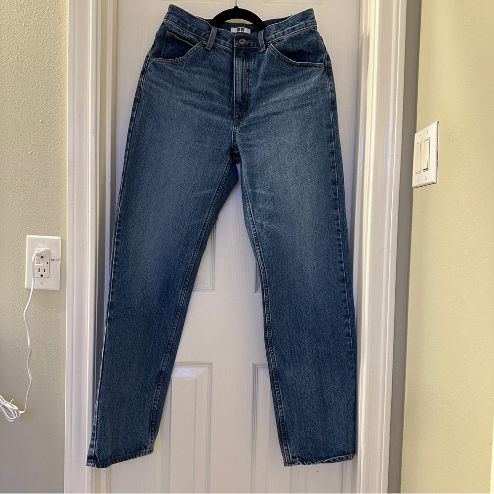 Uniqlo Women's Regular-Fit Straight Jeans in Blue